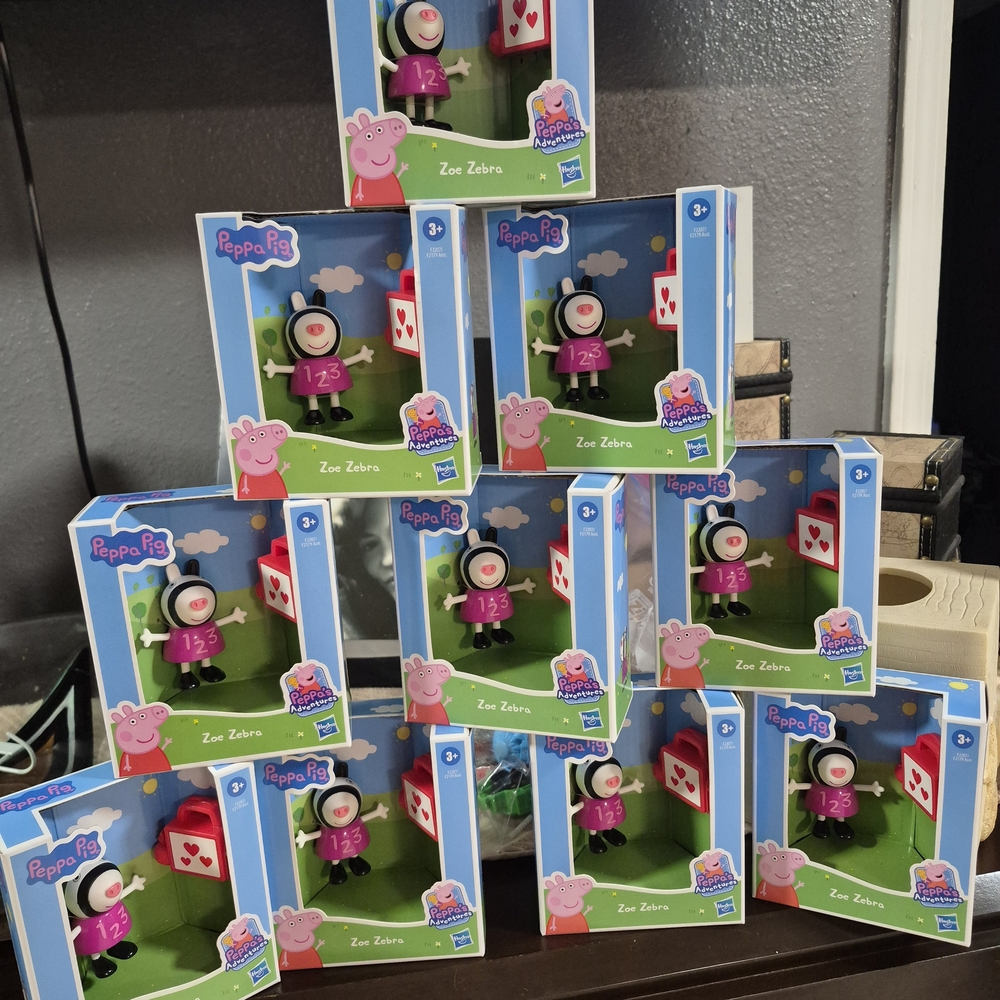 Peppa Pig Zoe Zebra Figure Set with Pink and Black valentines sets 10